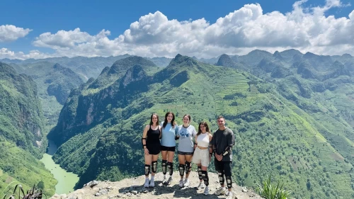 Ha Giang Loop 3D2N in October: Route & Experience